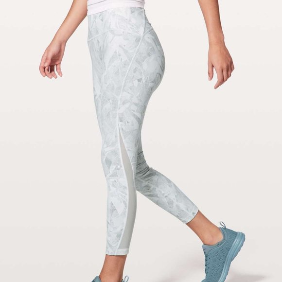 lululemon athletica Pants - Lululemon Train Times 7/8 Pants Jasmine White Size 8